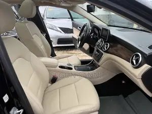 Mercedes-Benz GLA 250 2017 Black