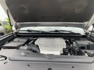 Lexus GX 460 Base 2016 Silver