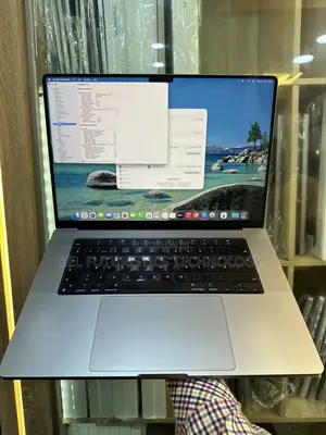 Laptop Apple MacBook Pro 2021 M1 Max 64GB Apple M1 Max SSD 1T