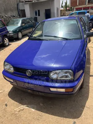 Volkswagen Golf 2004 Blue