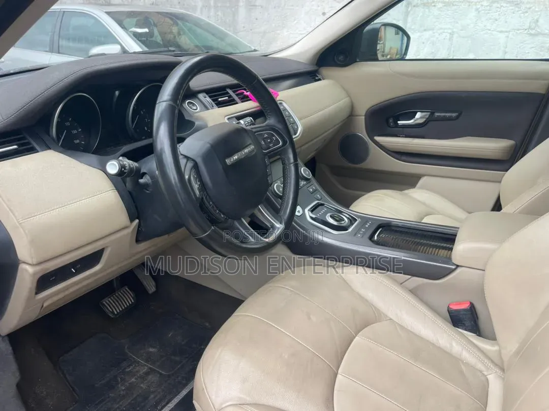 Land Rover Range Rover Evoque 2018 Red