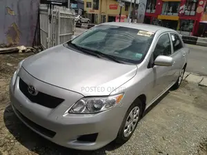 Toyota Corolla 2011 Silver