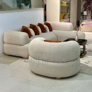 New York Beautiful Design Fabric Chair