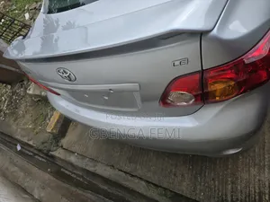 Toyota Corolla 2010 Silver