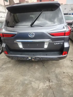 Lexus LX 2017 Gray