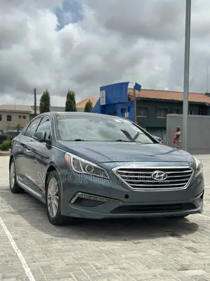 Hyundai Sonata Limited 4dr Sedan (2.4L 4cyl 6A) 2015 Blue