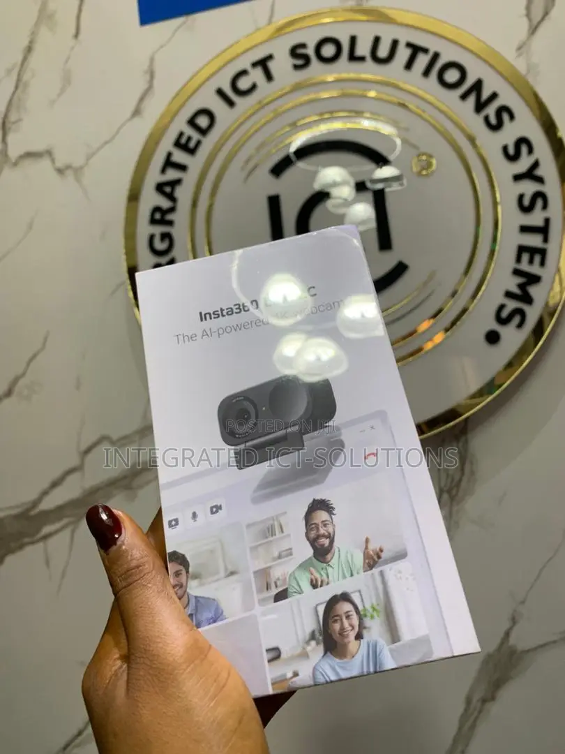 Insta360 Link 2c Webcam