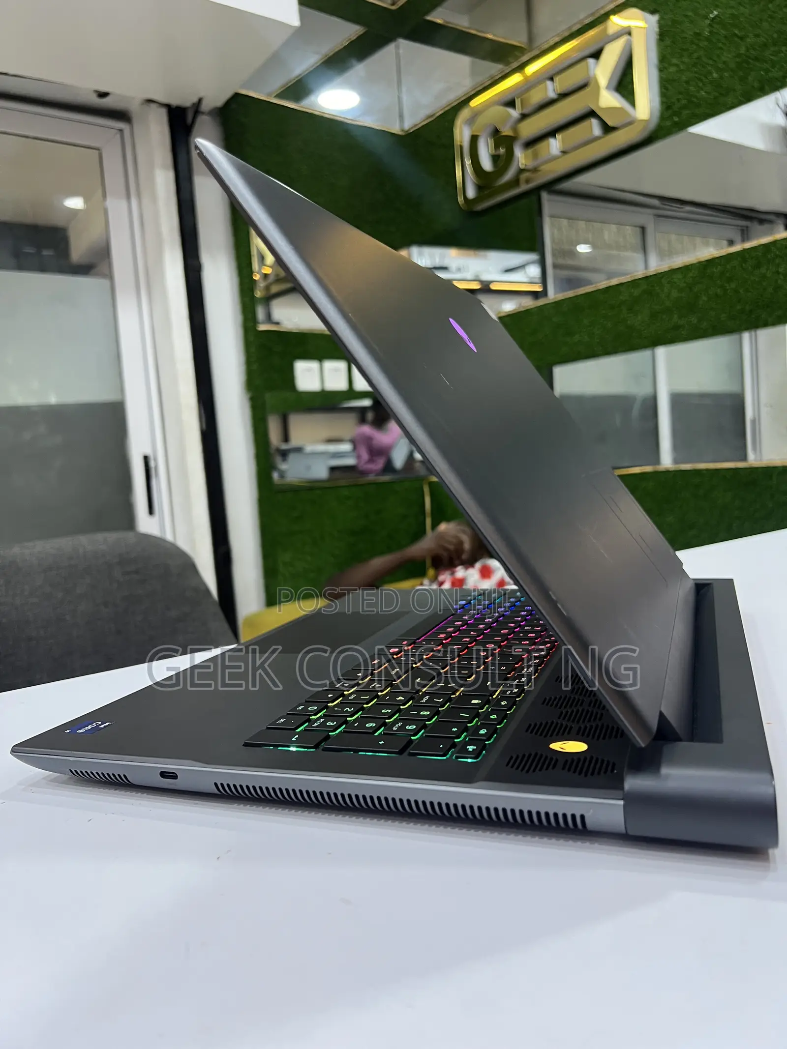 Laptop Alienware M18 R2 32GB Intel Core i9 SSD 1T