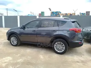 Toyota RAV4 2015 Gray