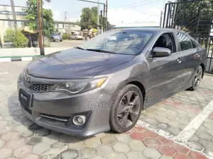 Toyota Camry 2012 Gray