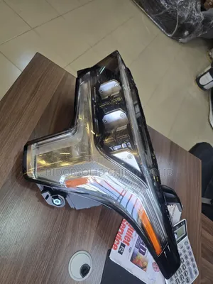 Headlamp Tundra 2024