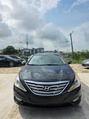 Hyundai Sonata Limited 2.0T Sedan (2.0L 4cyl 6A) 2013 Black