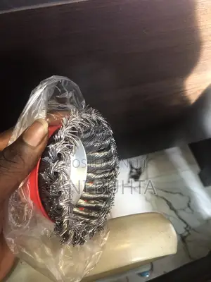 Brush Cup 7"