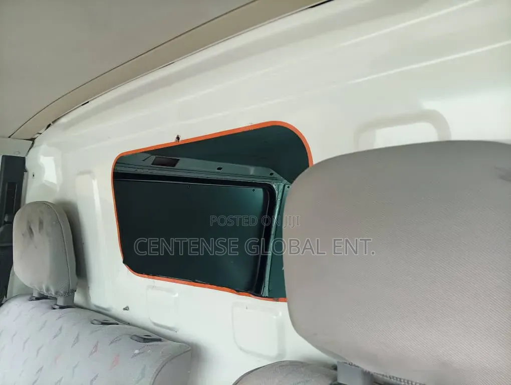 Volkswagen Transporter 2005 White