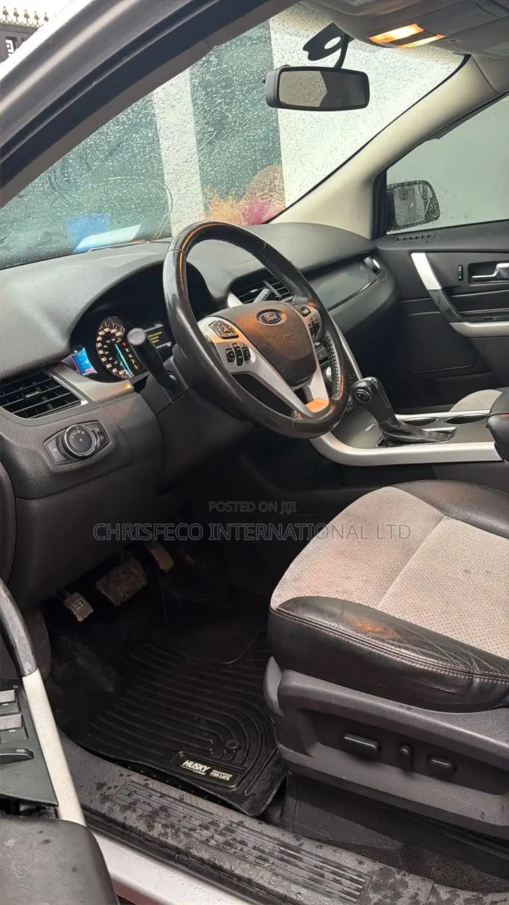 Ford Edge 2012 Silver