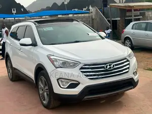 Hyundai Santa Fe SE AWD 2016 White
