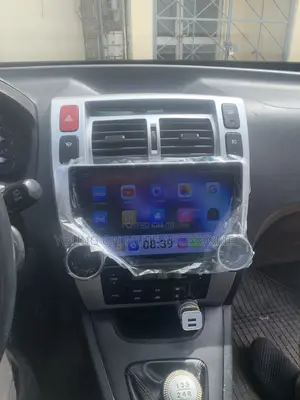 2006-2013 Hyundai Tucson Android Navigation + Reverse Camera
