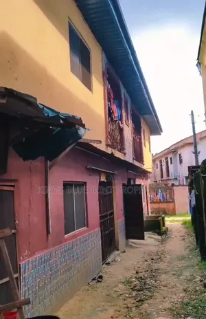 3bdrm Block of Flats in Orhuwhorun, Warri for sale