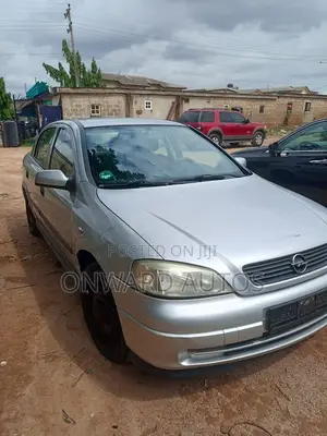 Opel Astra 2005 Silver
