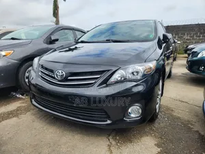 Toyota Corolla 2012 Black