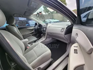Toyota Corolla 2012 Black