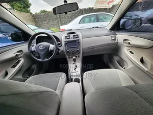 Toyota Corolla 2012 Black