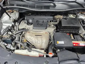 Toyota Camry 2015 Silver