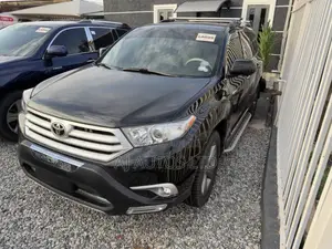 Toyota Highlander 2012 Black