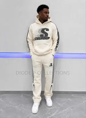 Hoodie Joggers Up and Down