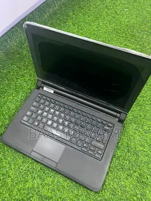 Laptop Dell Latitude 13 3340 8GB Intel Core i5 SSD 128GB