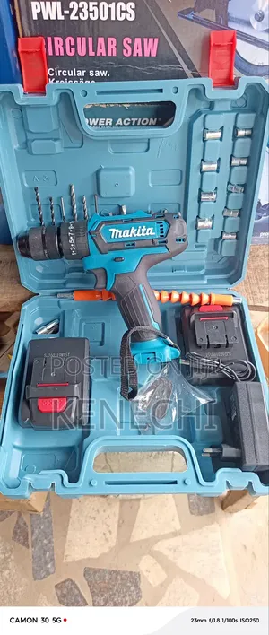 Makita Cordless Screwdriver Mechine