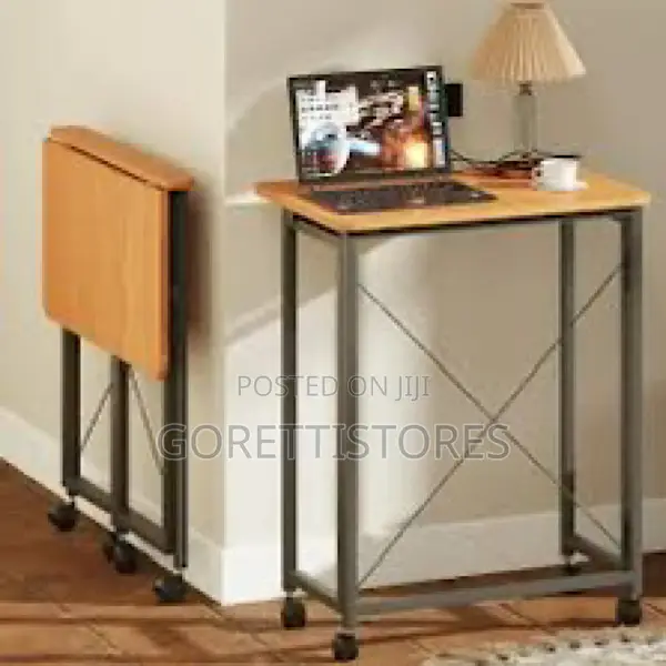 Space Saving Laptop Table
