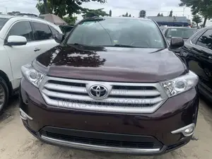 Toyota Highlander Limited 3.5l 4WD 2013 Burgundy