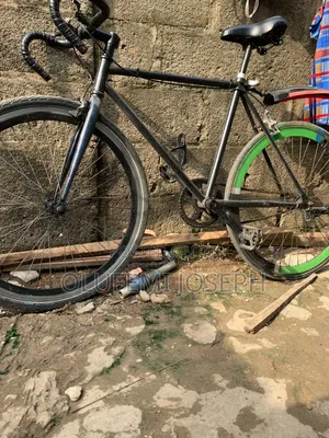 Neat Fixed Gear/Single-Speed Bicycle for Sale – Strong Fast