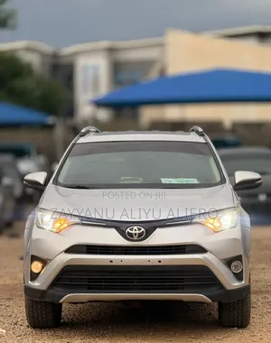 Toyota RAV4 2015 Silver