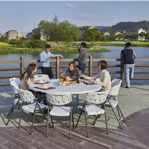 Hdpe Round Outdoor Banquet Table and 8 Chairs
