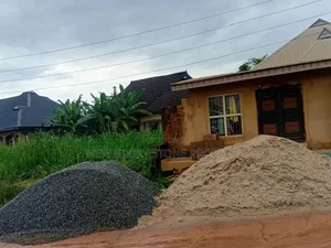 320tons of Granite and Sharp Sand and Plaster Sand