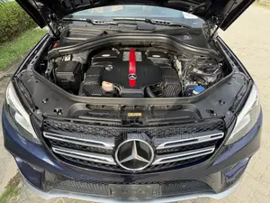 Mercedes-Benz GLE-Class 2018 Blue