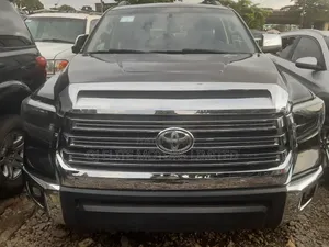 Toyota Sequoia Limited 4dr SUV 4WD (5.7L 8cyl 6A) 2012 Black