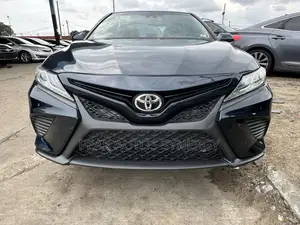 Toyota Camry XSE (2.5L 4cyl 8A) 2019 Black