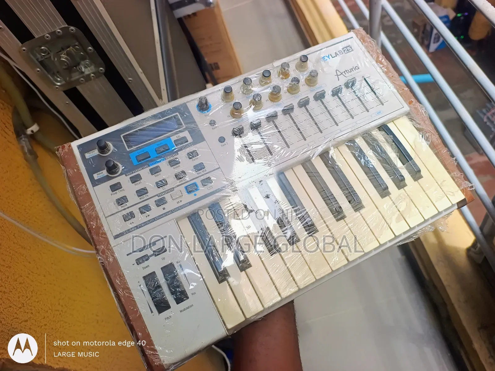 Arturia Keylab 25 Midi Controller