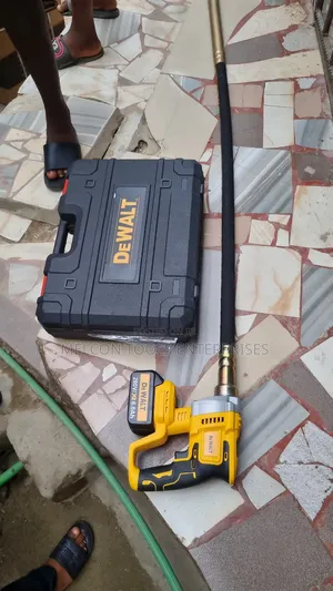 Battery Poker Vibrator