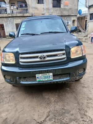 Toyota Sequoia 2004 Black