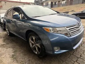 Toyota Venza V6 AWD 2010 Blue