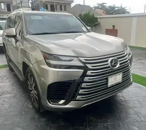 Lexus LX 2023 Gold