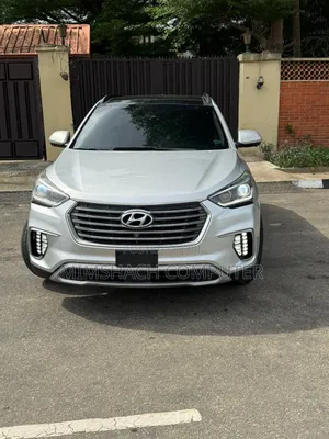 Hyundai Santa Fe 2017 Silver