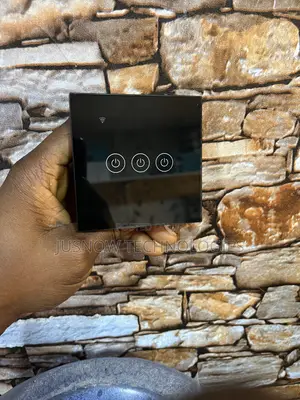 3 Gang Zigbee Smart Switch – Smart Home Control Made Easy
