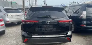 Toyota Highlander 2021 Black