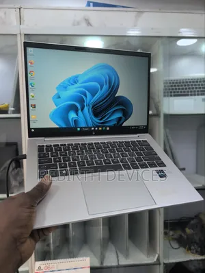 Laptop HP EliteBook 840 G9 16GB Intel Core i7 SSD 512GB