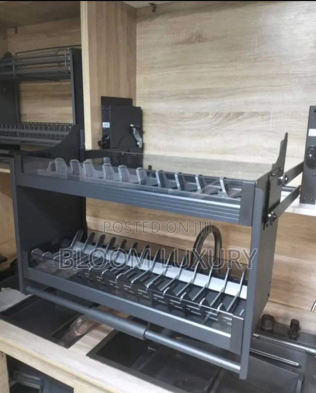 Grey Pull Down Plate Rack